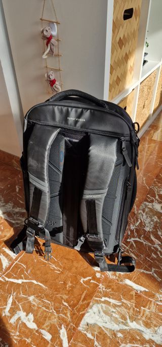 Mochila resistente e impermeable negra