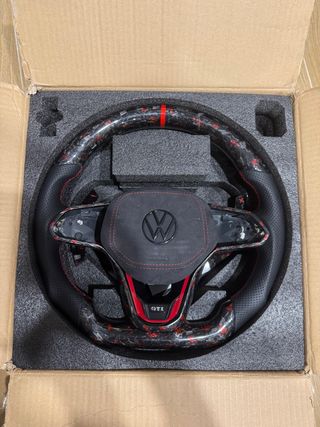 Volante Golf GTI MK8