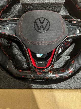 Volante Golf GTI MK8