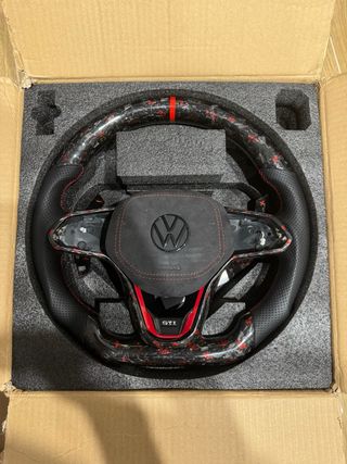 Volante Golf GTI MK8