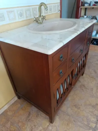 Mueble de baño madera y mármol