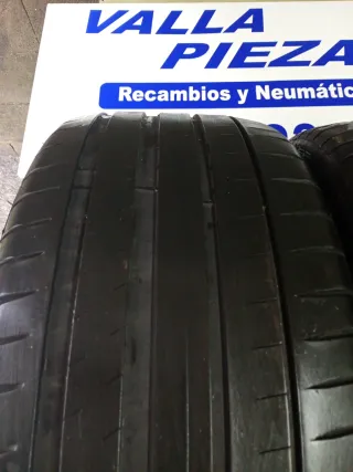 Neumáticos 255/40/20 101Y