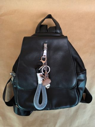 Mochila/bolso de polipiel - Negra (nueva)