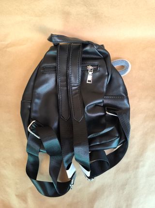 Mochila/bolso de polipiel - Negra (nueva)