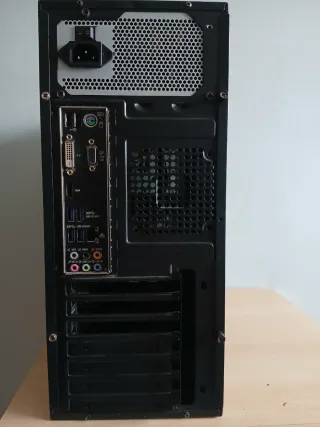 Ordenador PC Asus P8H61-LE Intel i5-2320 2GB RAM