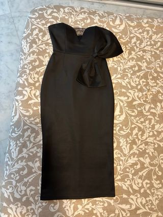 Vestido negro palabra de honor