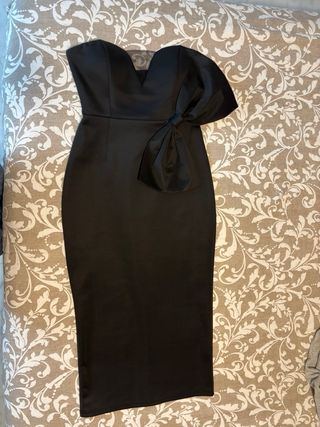 Vestido negro palabra de honor