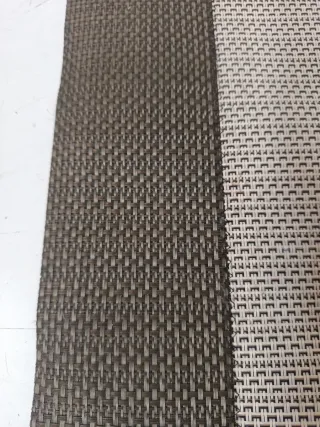 Alfombra vinilo beige y marrón