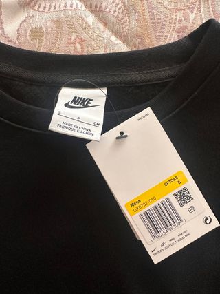 Sudadera Nike Negra Logo Múltiple