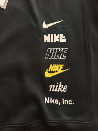 Sudadera Nike Negra Logo Múltiple