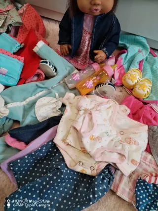 Muñeca Nenuco con ropa y accesorios