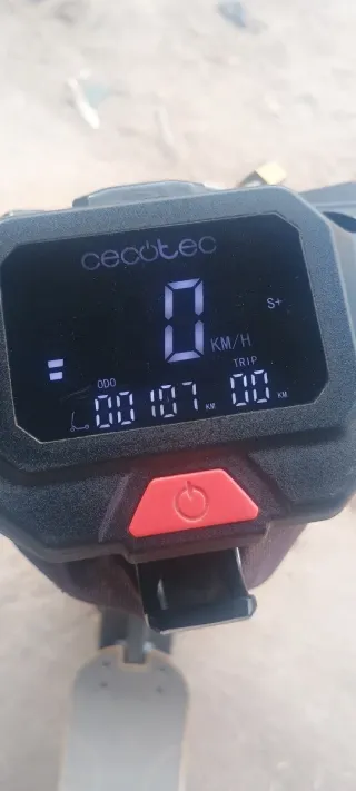 Patinete Eléctrico Cecotec Bongo Serie Z blue.