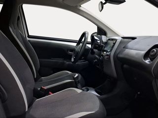 Toyota Aygo 1.0 70 x-play