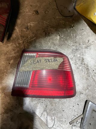 Piloto trasero Seat Ibiza 99