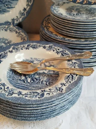 Porcelana Inglesa Superior  31 pzs. Nueva.