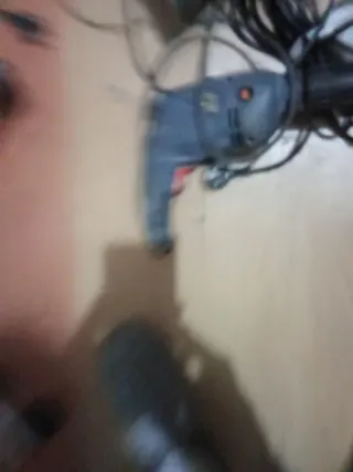 Taladro, caladora y cepillo