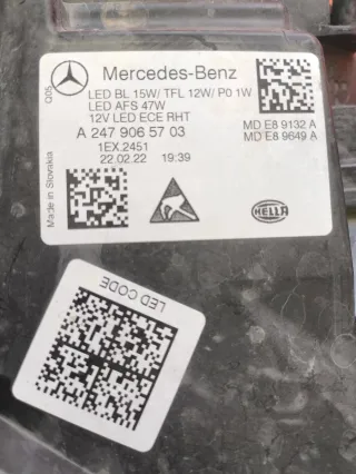 Faro Izquierdo Mercedes Clase B