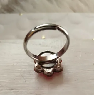 Anillo Flor con Cristales Rosas y Dorados