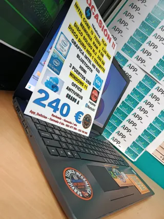 Portátil HP Intel Core i3 8GB RAM 250GB SSD