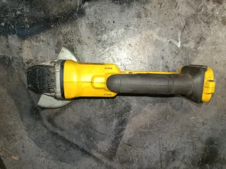 Amoladora Dewalt DCG412