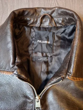 Chaqueta Biker Pull & Bear Negra/Marrón