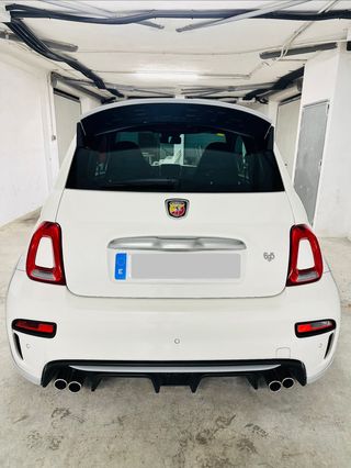 Abarth 695 70 Aniversario