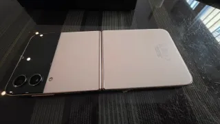 Samsung Galaxy Z Flip 4 256GB Oro