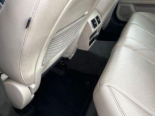 Jaguar XF 2016 - Portfolio