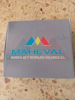 Manivelas de puerta latón