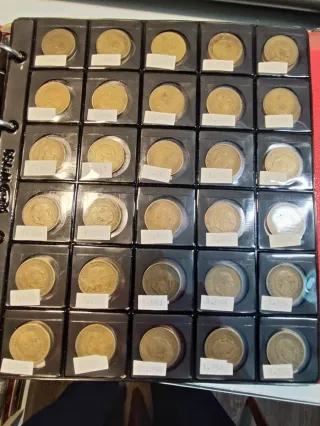 Lote di monete Franco: 2 album + 450 monete