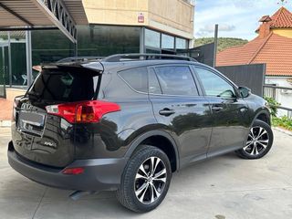 Toyota RAV4 2015