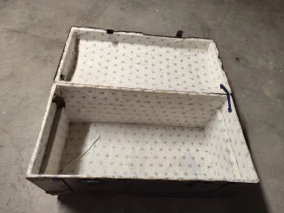 Arca antigua de madera