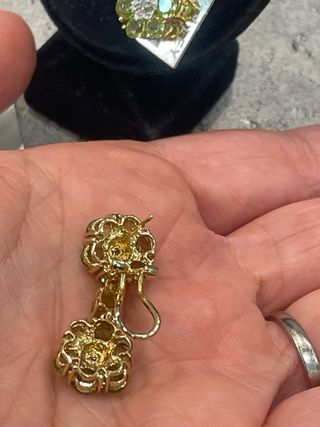 Pendientes Olivina y Diamantes Flor Dorados