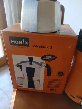 Lote Cafetera Italiana Monix y Molinillo Moulinex