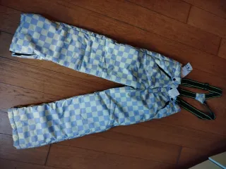 Peto de nieve a cuadros Zara. Talla 13-14 años