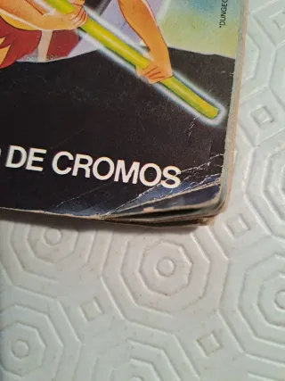 Álbum Cromos Dragones y Mazmorras