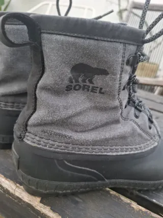 Botas Sorel Talla 43 Negras/Gris
