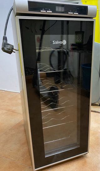 Vinoteca Saivod 12 botellas