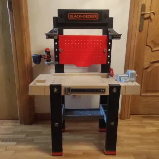 Banco de trabajo infantil Black+Decker