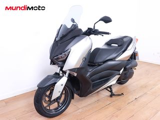 YAMAHA X-MAX 125