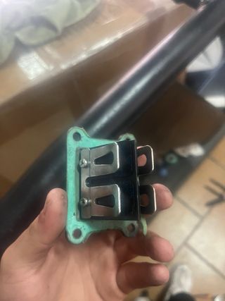 Caja de láminas Polini derbi/am6