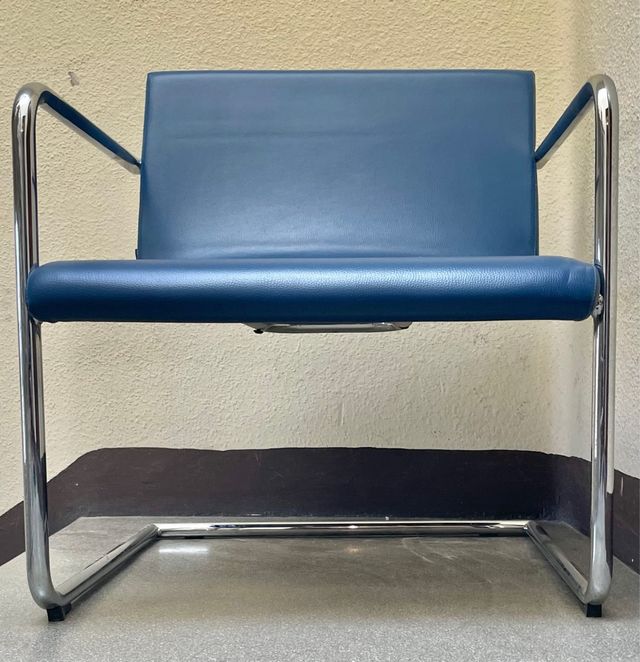 4 sillones de diseño, marca INCLASS azul cromo