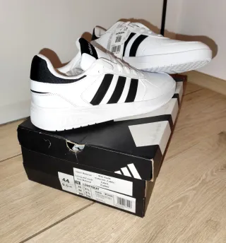 Adidas Courtbeat Scarpe