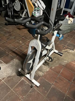 Bici Spinning DreamGym in vendita