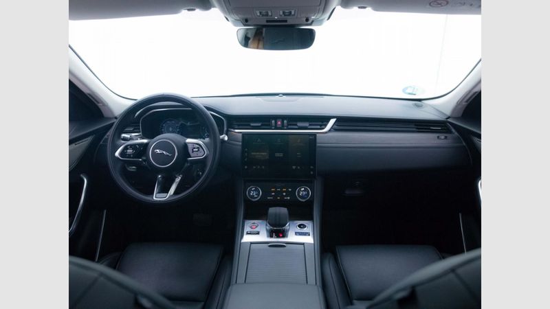 Jaguar F-Pace 2021, foto 15