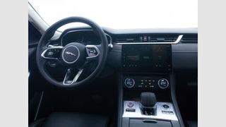 Jaguar F-Pace 2.0D I4 204PS AWD Auto MHEV SE