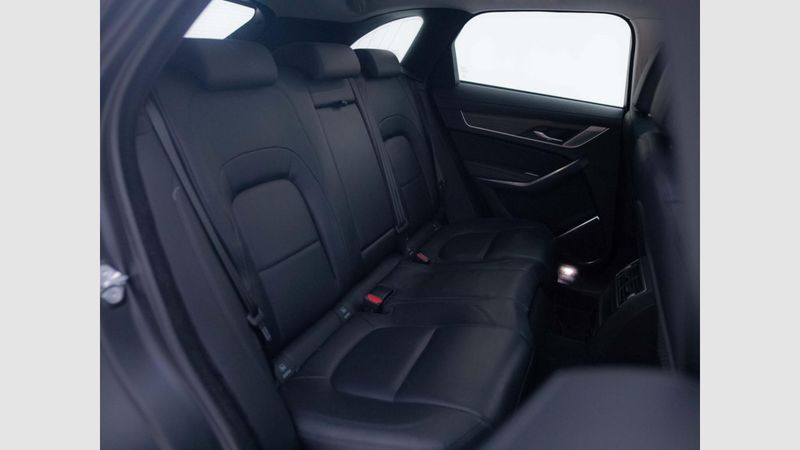 Jaguar F-Pace 2021, foto 28