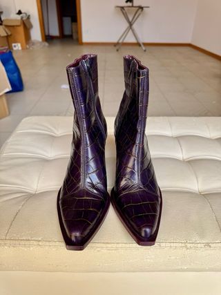 Stivaletti texani Fiorina viola