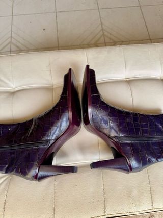 Stivaletti texani Fiorina viola