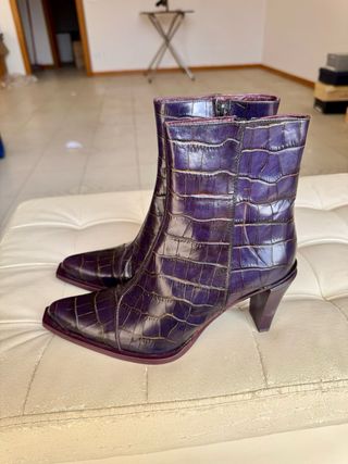 Stivaletti texani Fiorina viola